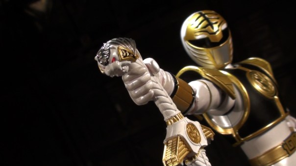 shfWhiteRanger03