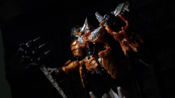 aoe-voyager-grimlock-10