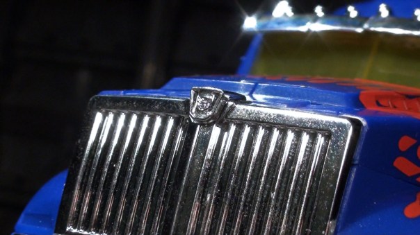 aoe-leader-optimus-04