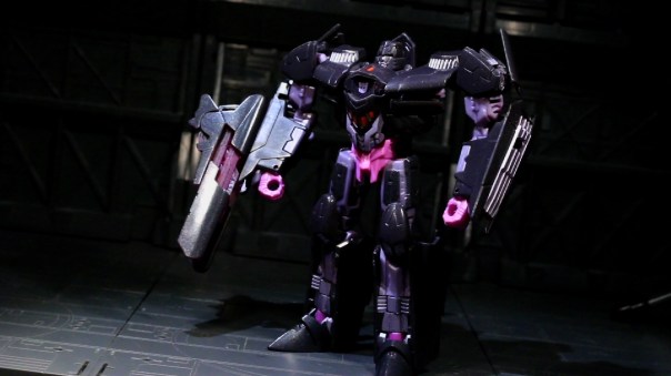 tfg-dlx-megatron-04