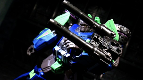 mbc-bruticus-06