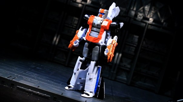 combinerwars-alphabravo-06