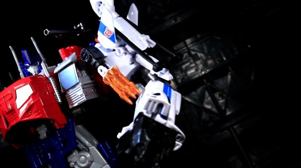 combinerwars-alphabravo-09