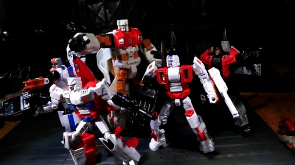 combinerwars-airraid-09