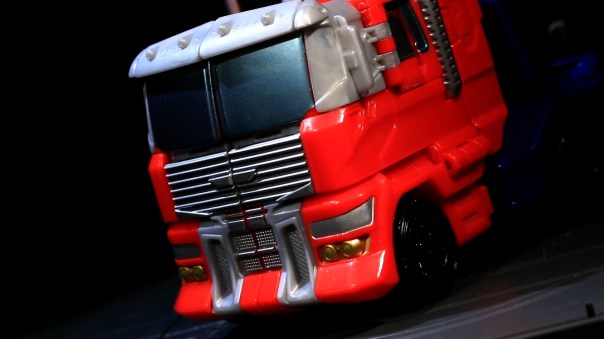 combinerwars-optimusprime-03