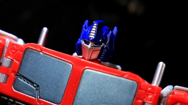 combinerwars-optimusprime-05