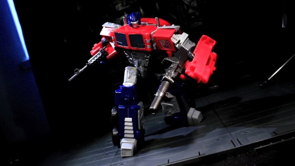 combinerwars-optimusprime-11