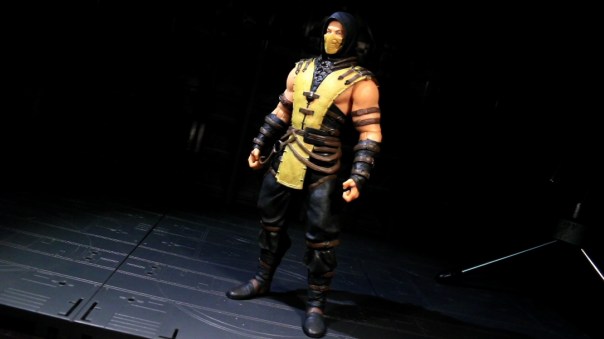 mezco-mkx-scorpion-01