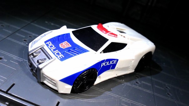 combinerwars-streetwise-01