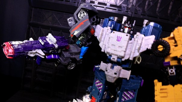 combinerwars-shockwave-04