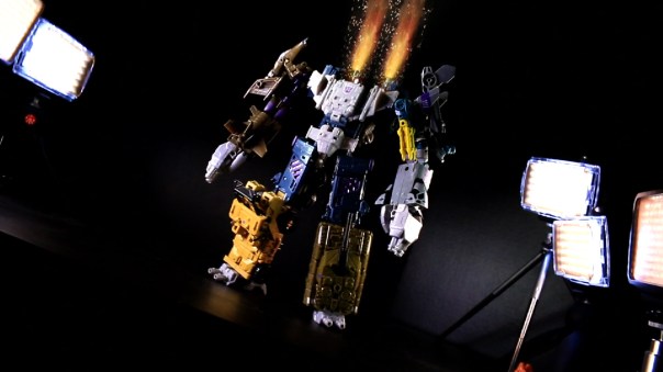 combinerwars-onslaught-02