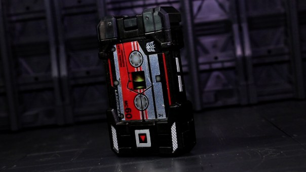 titansreturn-laserbeak-02