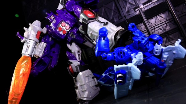 titansreturn-galvatron-09
