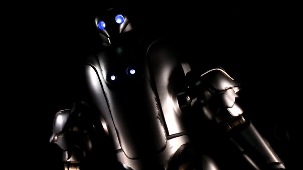 3a-thugsuit-alphacontact-08